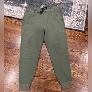 Mens Abercrombie Traveler Jogger / Size Large